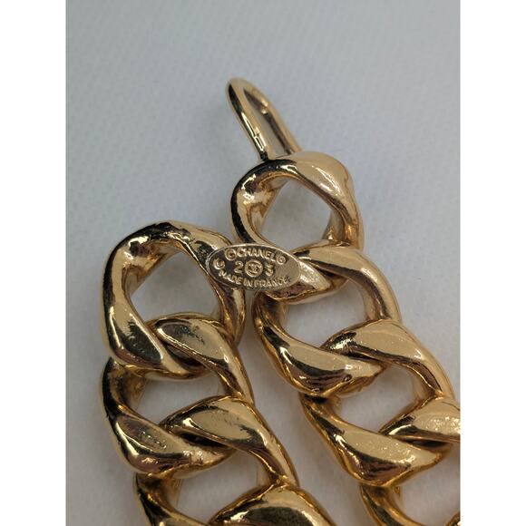 CHANEL GOLD BELT – NECKLACE WITH COCO CHANEL CHARM 32" EXCELLENT CON. ADJUSTABLE - Picture 7 of 8